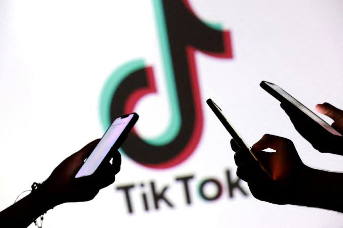 Khủng hoảng Ceuta: EU yêu cầu Meta, TikTok tăng giám sát tin giả