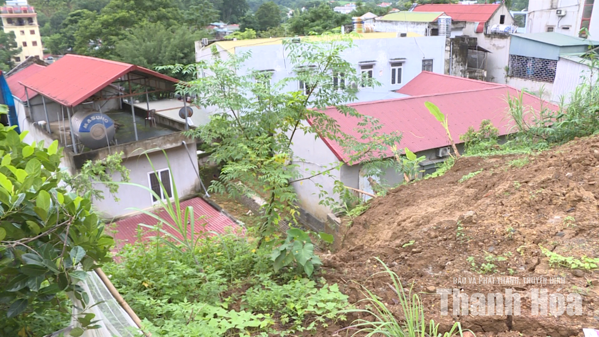 Quan Sơn sẵn sàng phương án tái định cư cho các hộ dân vùng sạt lở