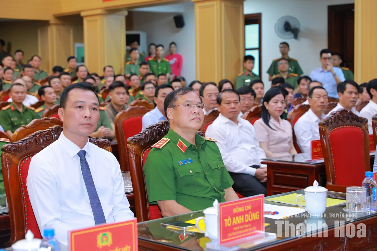 Công bố Quyết định điều động, bổ nhiệm Đại tá Hoàng Quốc Việt giữ chức Giám đốc Công an tỉnh Thanh Hóa