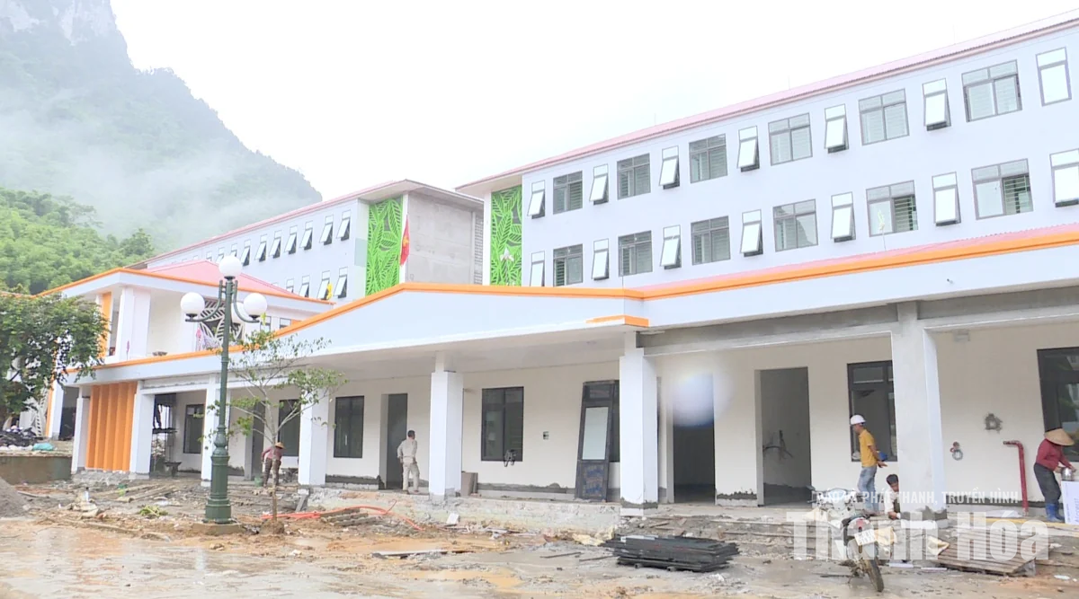 Cận cảnh trường phổ thông nội trú liên cấp tiểu học và THCS sắp hoàn thành đầu tiên ở Thanh Hóa