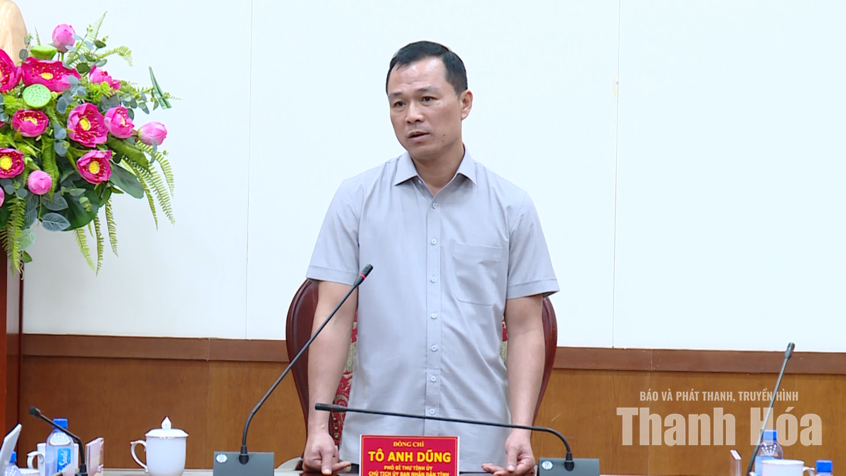 Chủ tịch UBND tỉnh Tô Anh Dũng làm việc với các nhà khoa học về đổi mới sáng tạo và chuyển đổi số