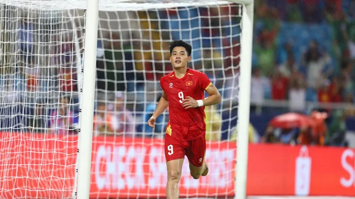 CLB Công an Hà Nội được chào đón nồng nhiệt sau tấm vé lịch sử dự Cúp C1 châu Á; Xavi được bổ nhiệm làm huấn luyện viên trưởng đội tuyển Hà Lan