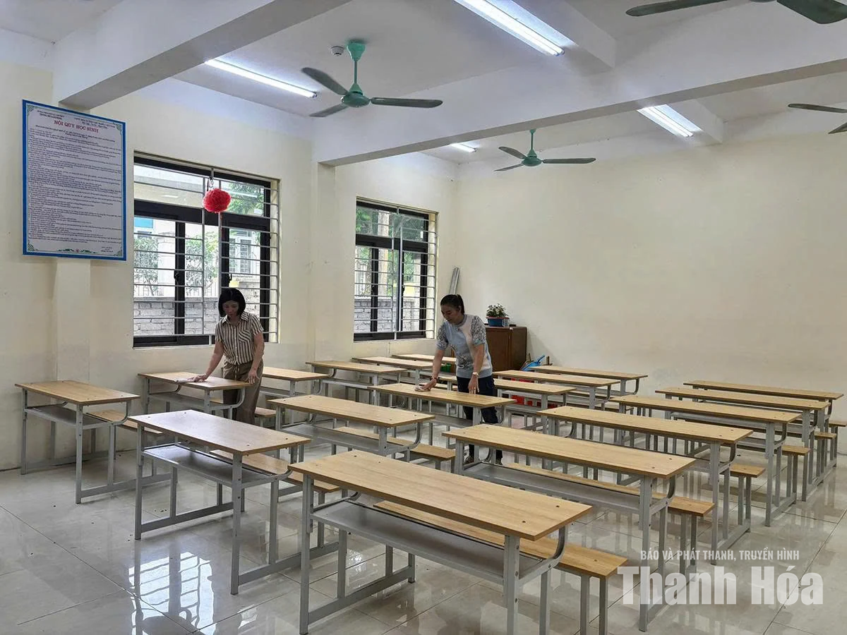 Sắp xếp trường học, bảo đảm quyền lợi học tập của học sinh