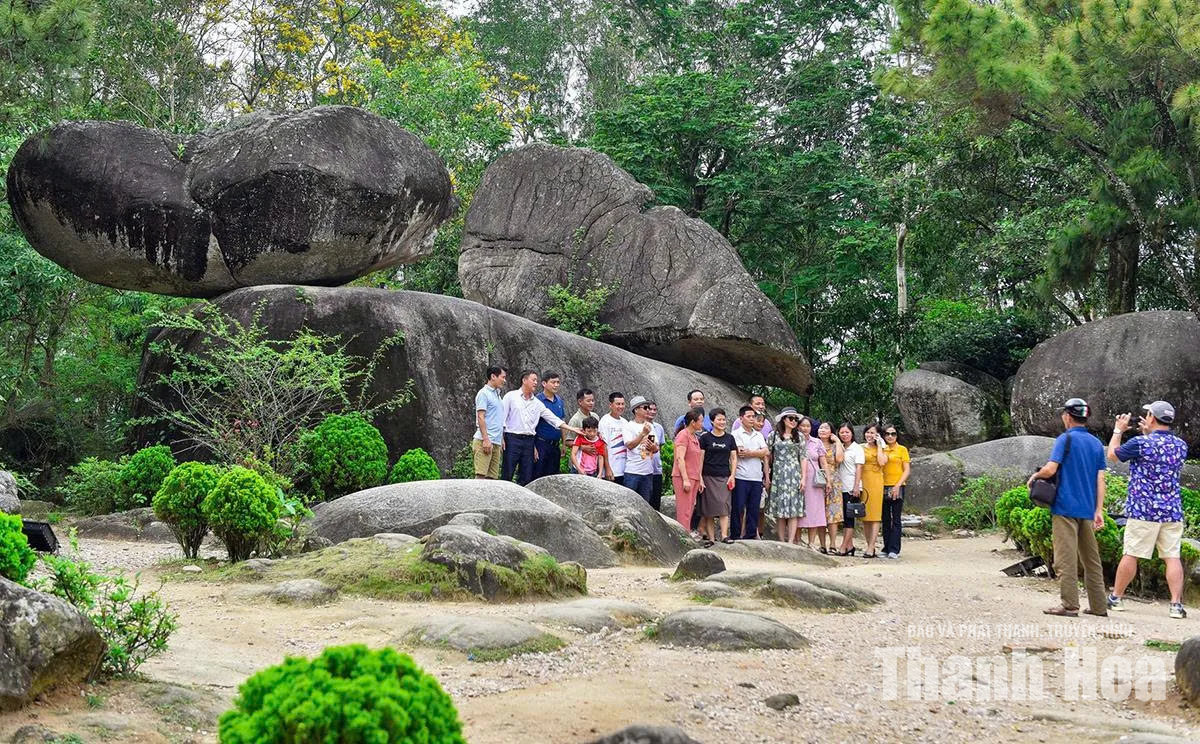 Hấp dẫn chùm tour du lịch mùa thu