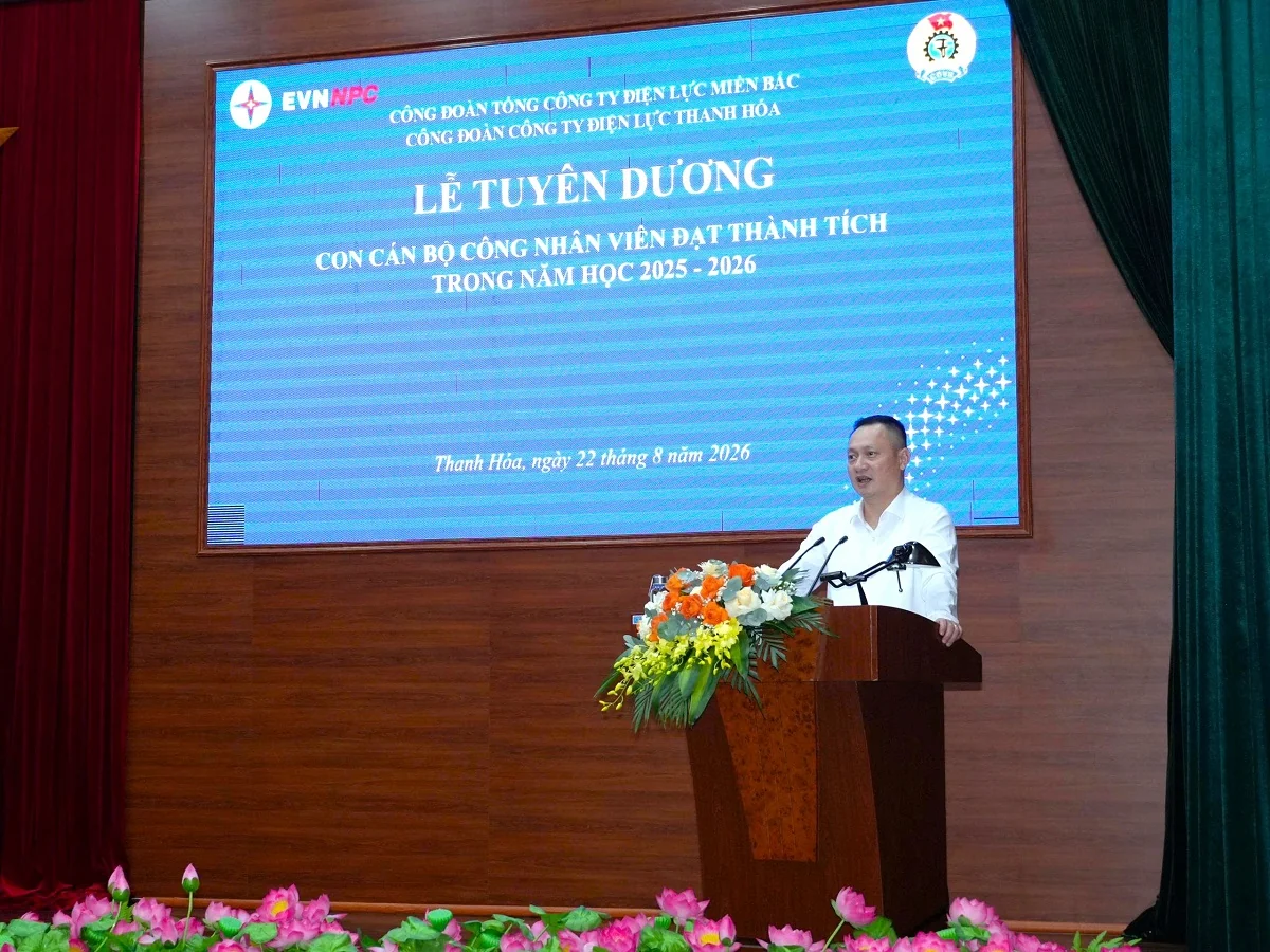 Tuyên dương con cán bộ, công nhân viên Công ty Điện lực Thanh Hóa tiêu biểu