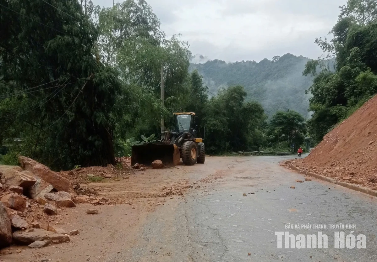 Tích cực khắc phục hậu quả do mưa bão gây ra