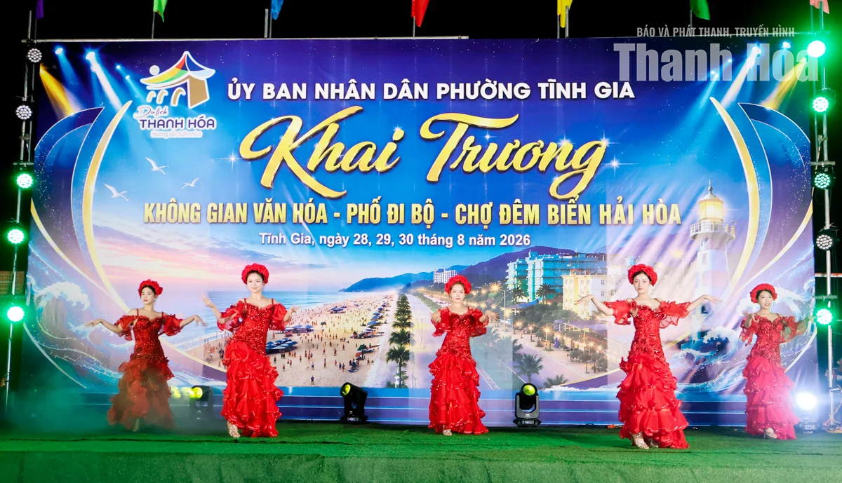 Chạm vào nhịp sống làng chài, hòa mình trong không gian văn hóa biển