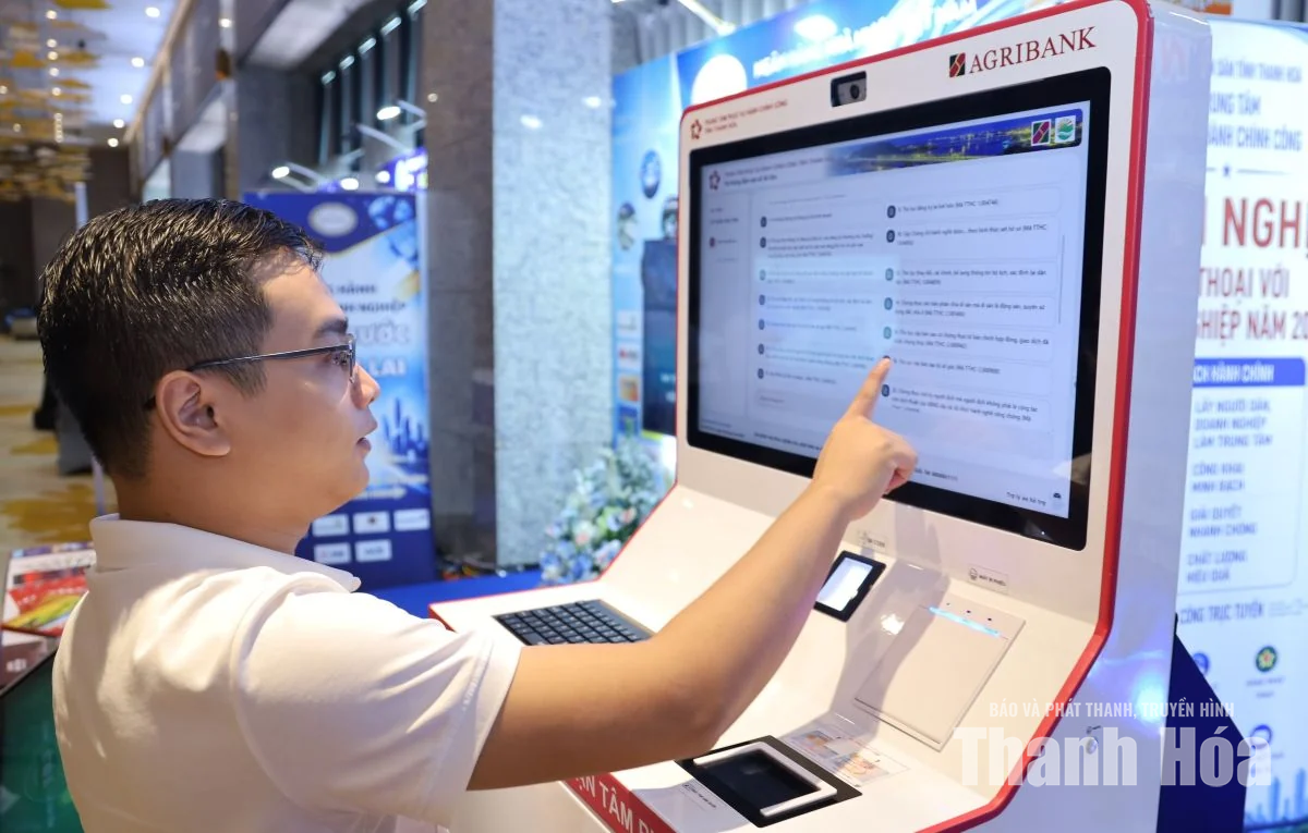 Cơ bản hoàn tất không gian trưng bày, tư vấn tại Hội nghị đối thoại với doanh nghiệp năm 2026