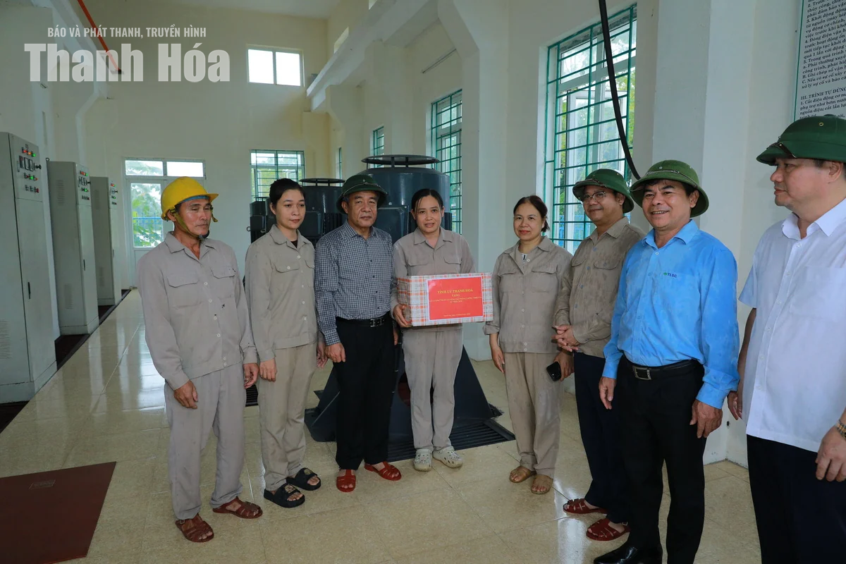 Bí thư Tỉnh ủy Lê Đức Thái kiểm tra công tác ứng phó bão số 4 tại xã Thiệu Toán và Triệu Sơn