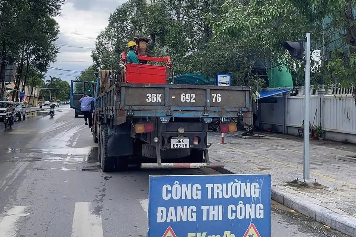 Trật tự, mỹ quan đô thị - Những “cái gai trong mắt”: Những “đống rác ý thức”