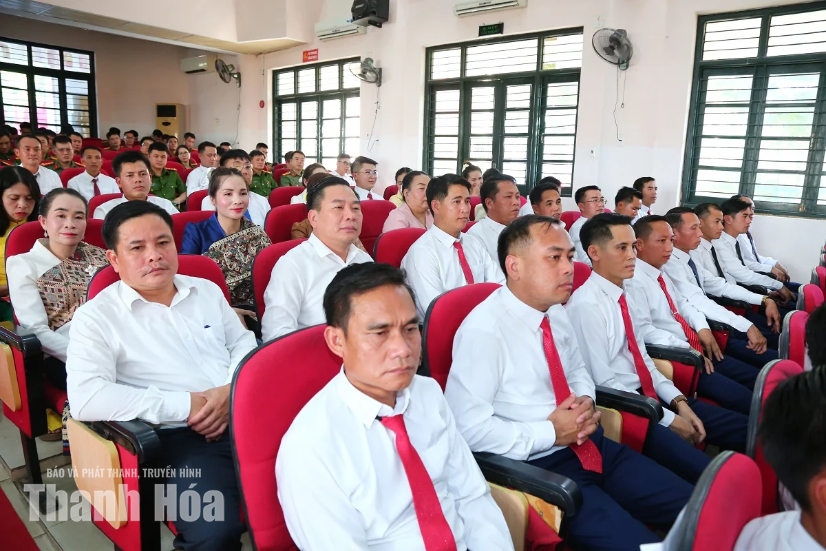 Khai giảng các lớp trung cấp lý luận chính trị hệ tập trung