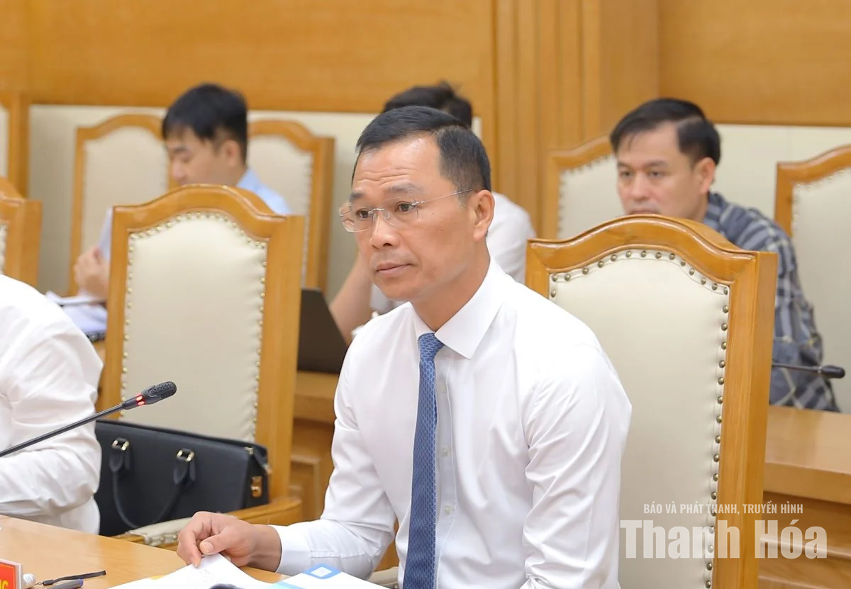 Chủ tịch UBND tỉnh Tô Anh Dũng làm việc với Công ty TNHH Kho ngầm xăng dầu Dầu khí Việt Nam