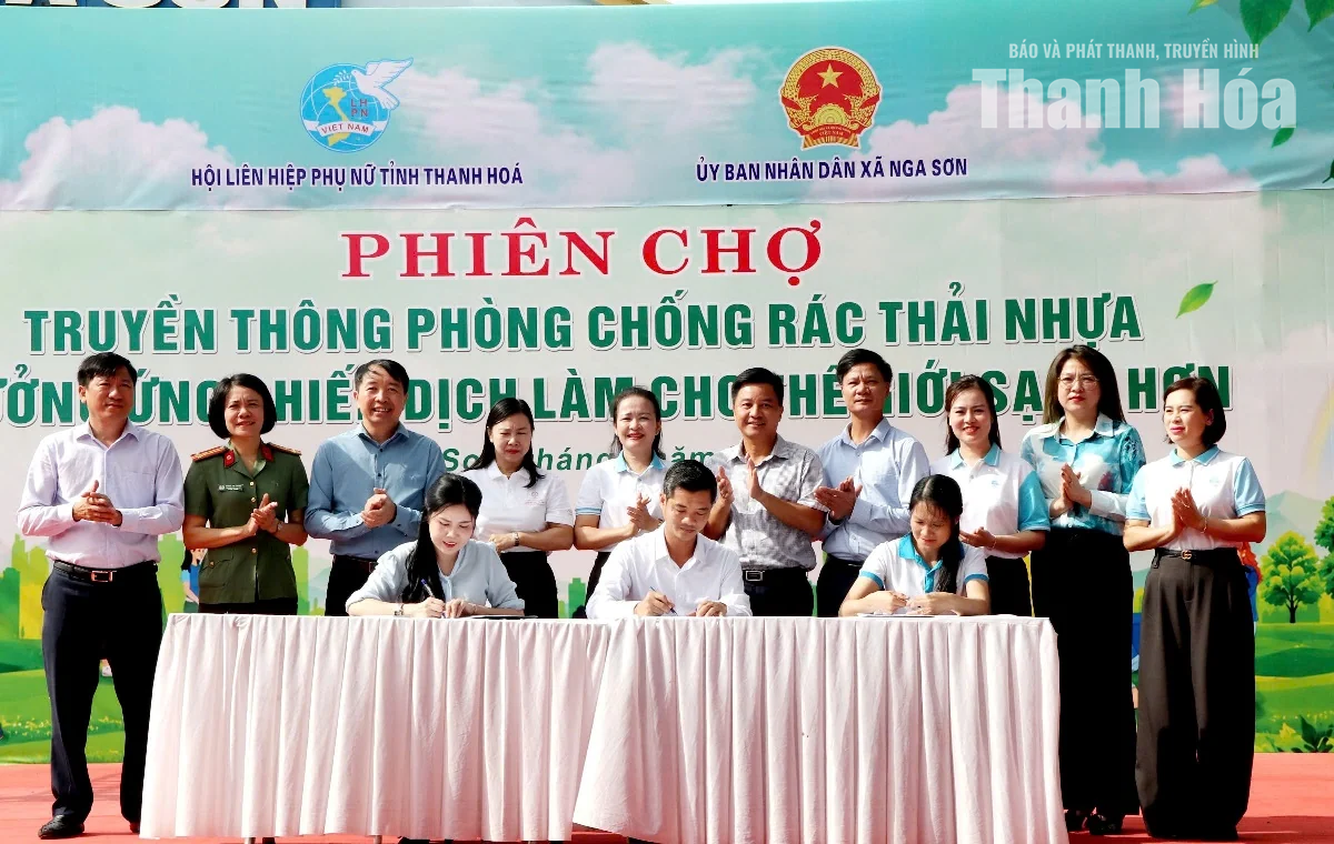 Phiên chợ truyền thông chống rác thải nhựa