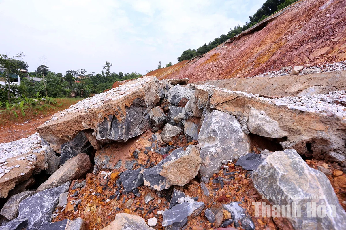 Khẩn trương khắc phục sự cố tại công trình xử lý sạt lở trị giá hơn 44 tỷ đồng