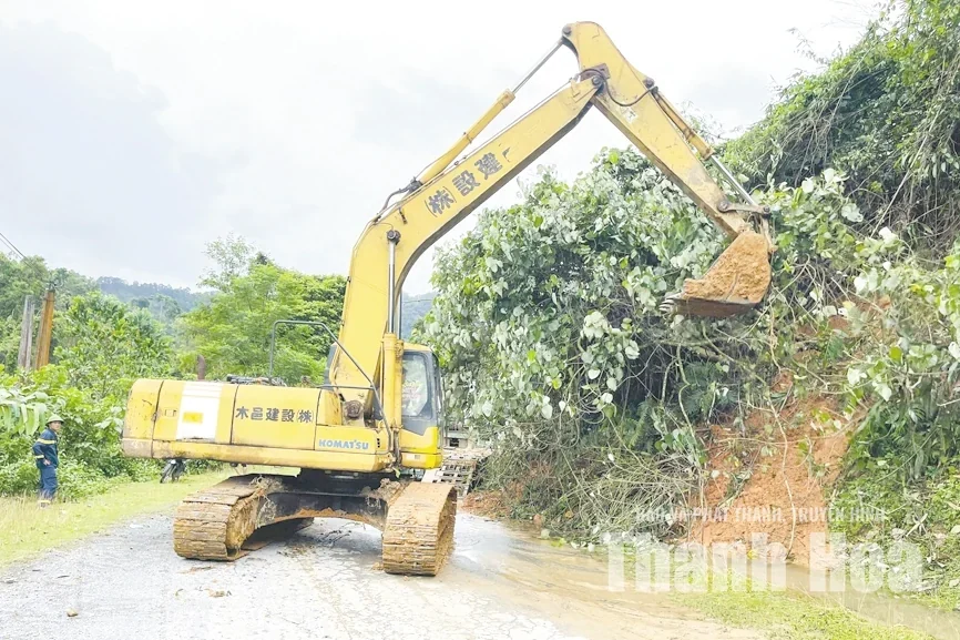 Theo dõi chặt chẽ diễn biến thời tiết, chủ động ứng phó với đợt mưa lớn, nguy cơ lũ và sạt lở đất