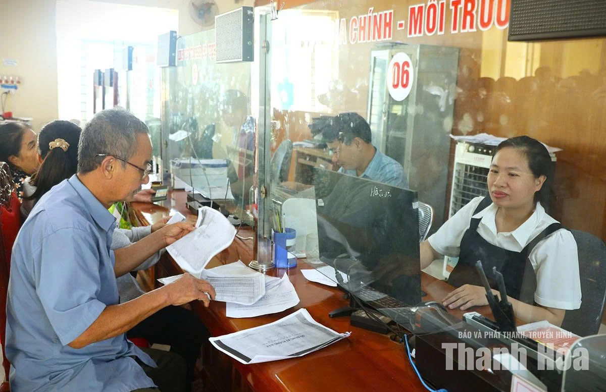 Từng bước gỡ “nút thắt” trong cấp giấy&nbsp;chứng nhận quyền sử dụng đất