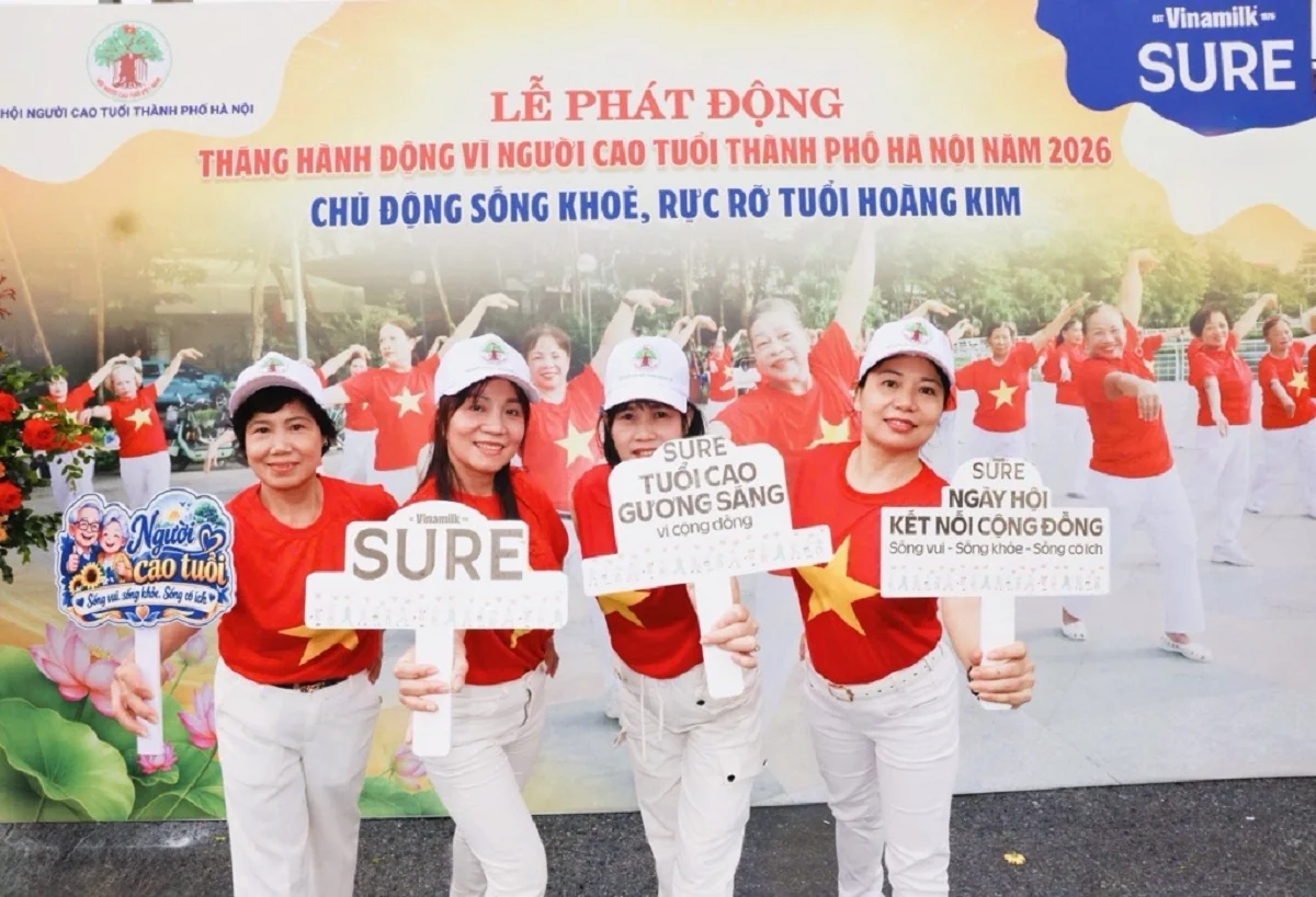 Vinamilk Sure đồng hành cùng người cao tuổi chủ động sống khỏe