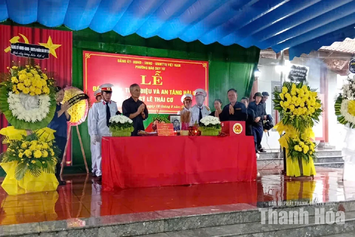 Truy điệu và an táng hài cốt liệt sĩ Lê Thái Cơ tại quê nhà