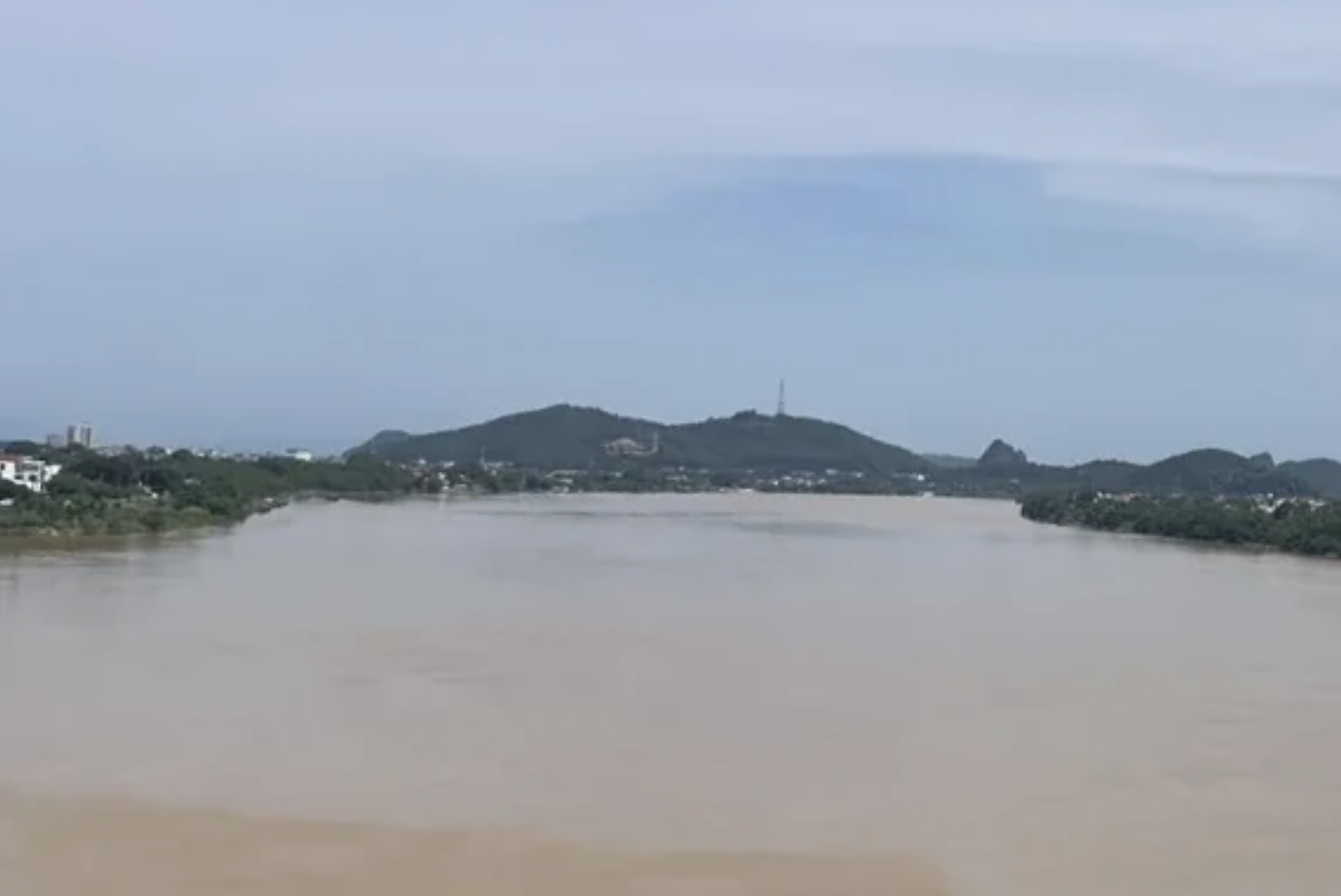 Phát lệnh báo động II trên sông Yên