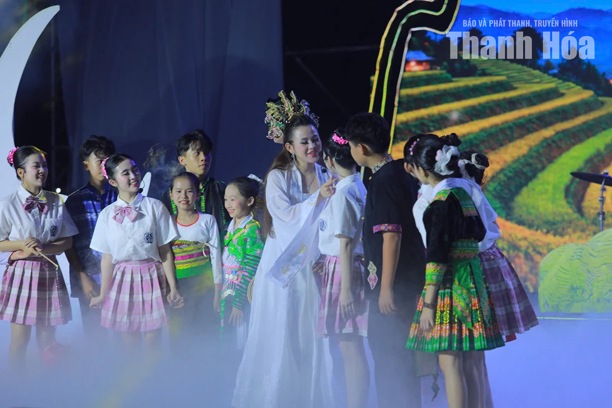 “Biên cương - Đêm hội trăng rằm” năm 2026: Mang mùa trăng yêu thương đến với trẻ em nơi biên giới