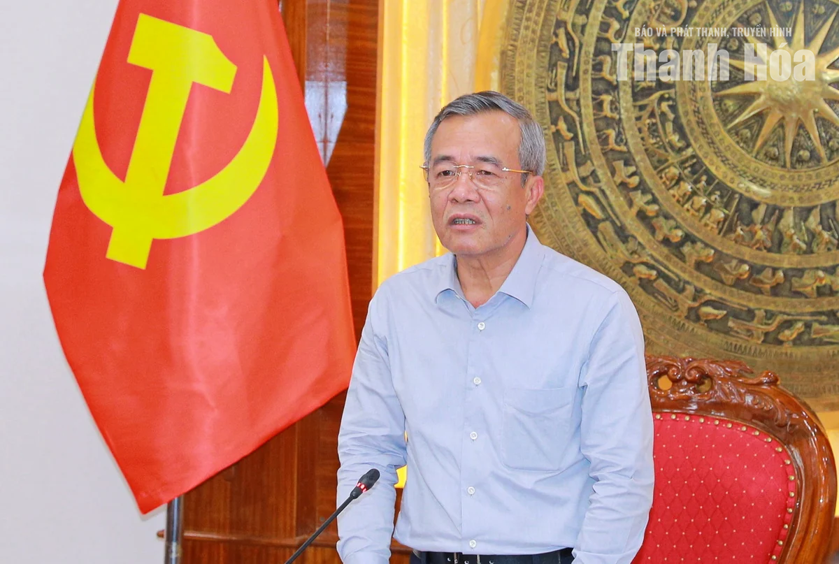 Thường trực Tỉnh ủy nghe báo cáo một số ý tưởng quy hoạch tạo không gian phát triển đô thị, du lịch
