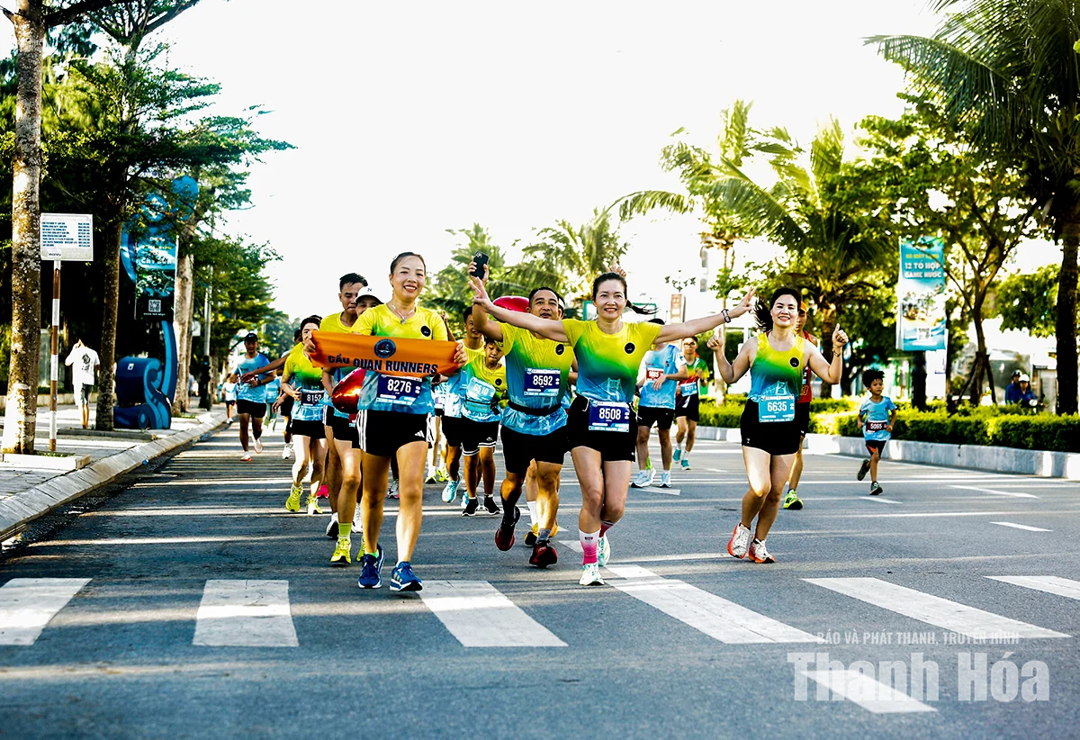 Gần 4.000 runner tranh tài tại Giải&nbsp;Marathon Sầm Sơn mở rộng năm 2026