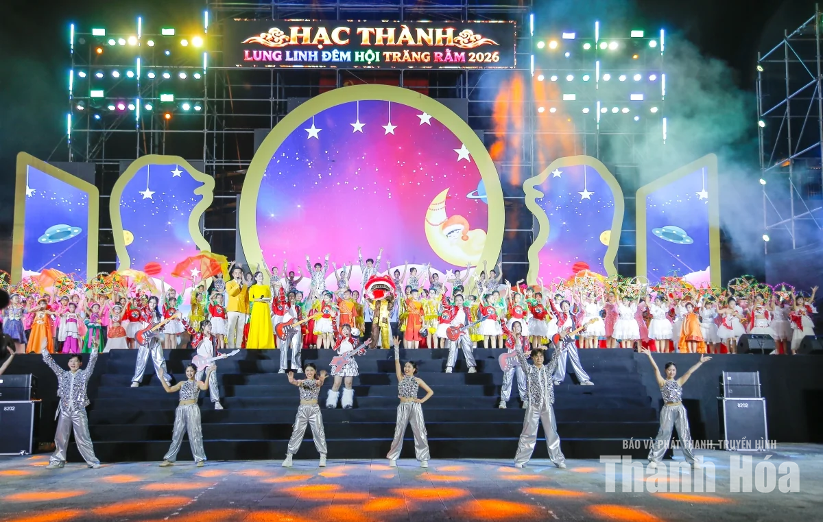 Tổng duyệt chương trình “Hạc Thành - Lung linh đêm hội trăng rằm” năm 2026