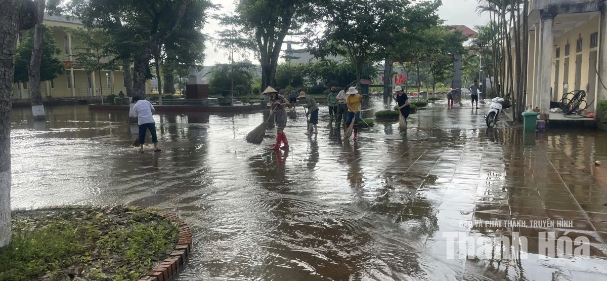 Cơ bản hoàn thành vệ sinh môi trường tại các trường học trên địa bàn xã Đồng Tiến