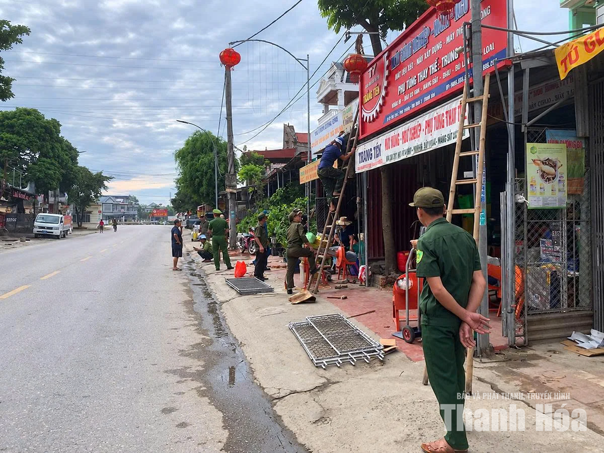 Biển hiệu miễn phí, “mồi dẫn” vào cờ bạc trực tuyến