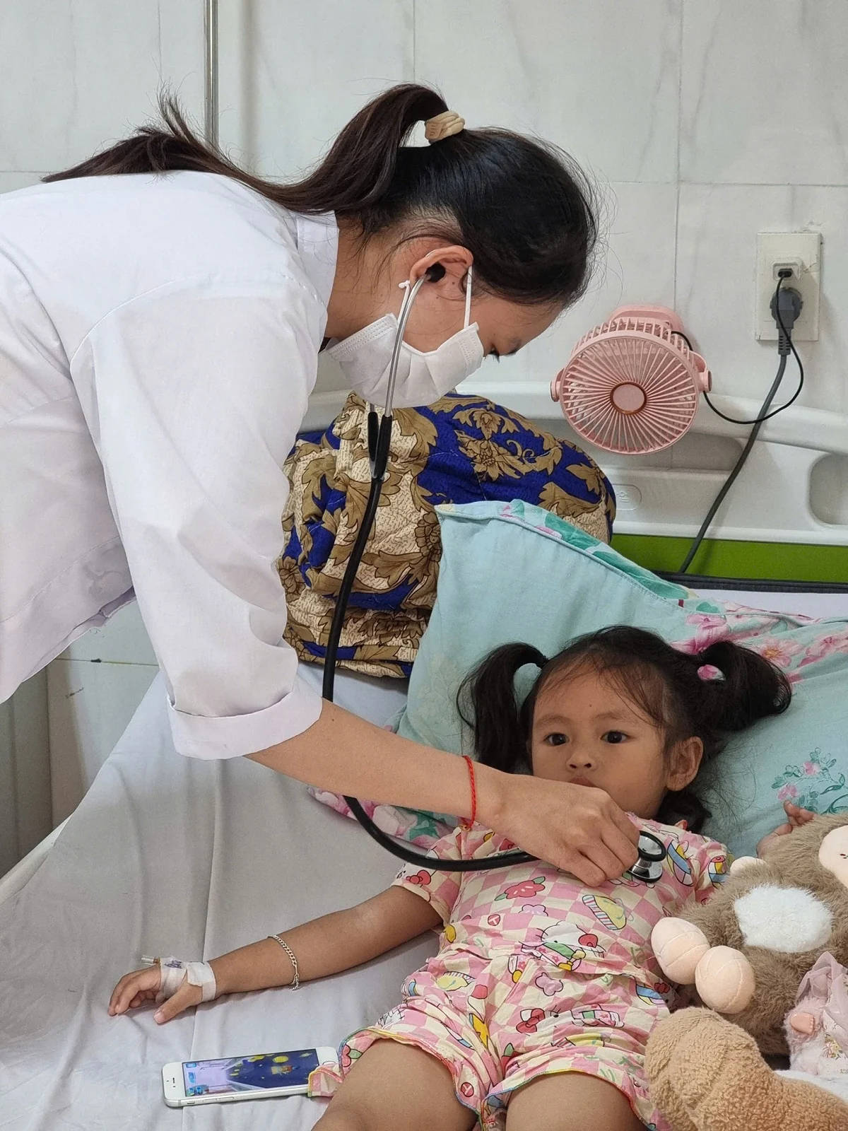 20 năm hoạt động, hơn 10 triệu người nhận hỗ trợ, hơn 46.000 tỷ đồng tài trợ và cách làm “lạ” của quỹ từ thiện “kín tiếng” nhất Việt Nam