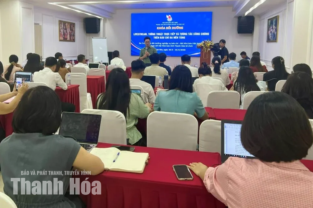 Bồi dưỡng kỹ năng livestream, tường thuật trực tiếp và tương tác công chúng trên báo chí đa nền tảng