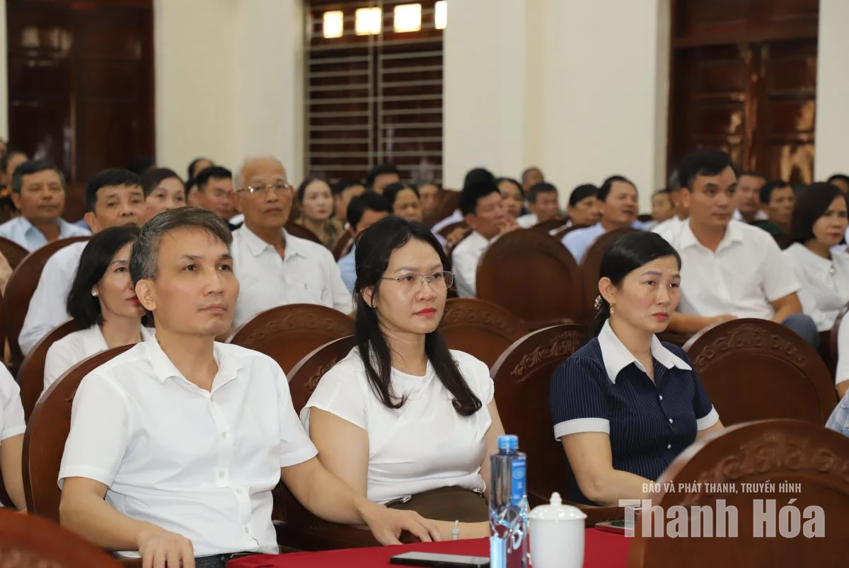 Cử tri kiến nghị chuyển chi nhánh văn phòng đăng ký đất đai về cấp xã quản lý