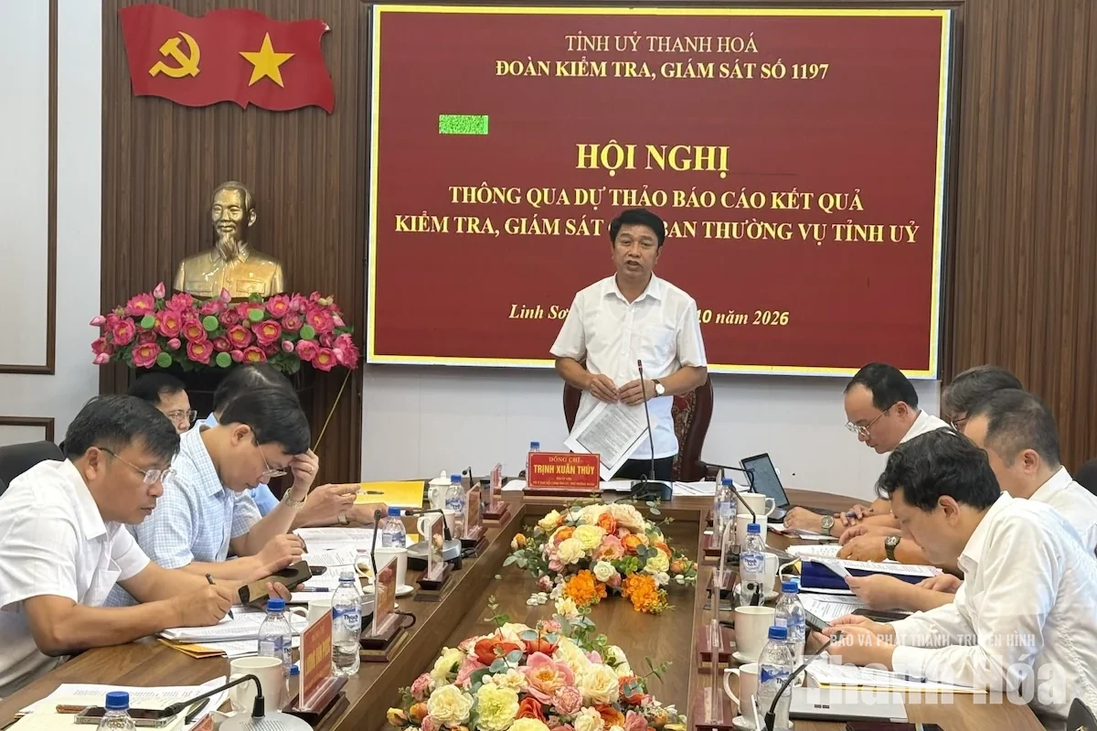 Thông qua dự thảo báo cáo kết quả kiểm tra, giám sát công tác cán bộ đối với Ban Thường vụ Đảng ủy 9 xã