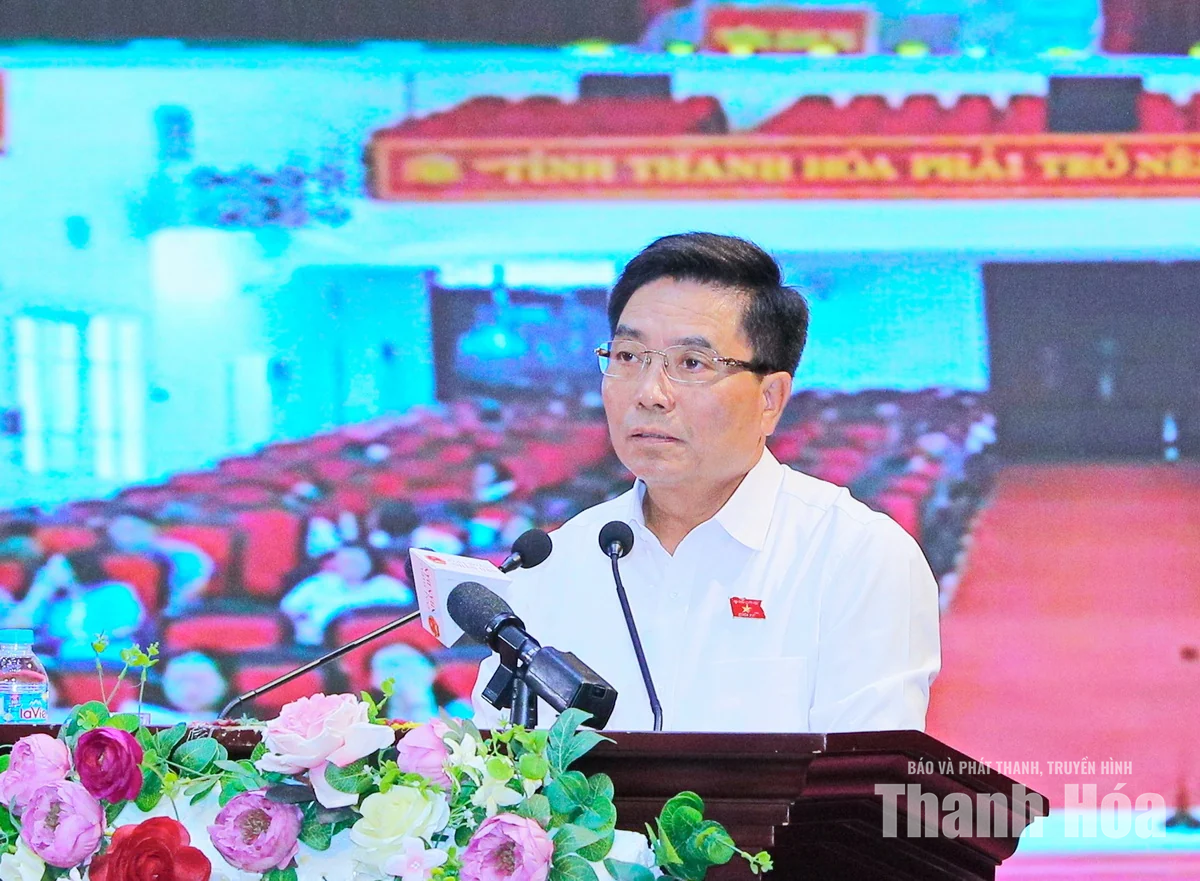 Phó Chủ tịch Quốc hội Nguyễn Doãn Anh tiếp xúc cử tri 8 phường tỉnh Thanh Hóa