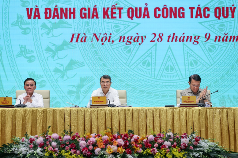 Xử lý dứt điểm các nhiệm vụ chậm, muộn về khoa học, công nghệ, đổi mới sáng tạo và chuyển đổi số