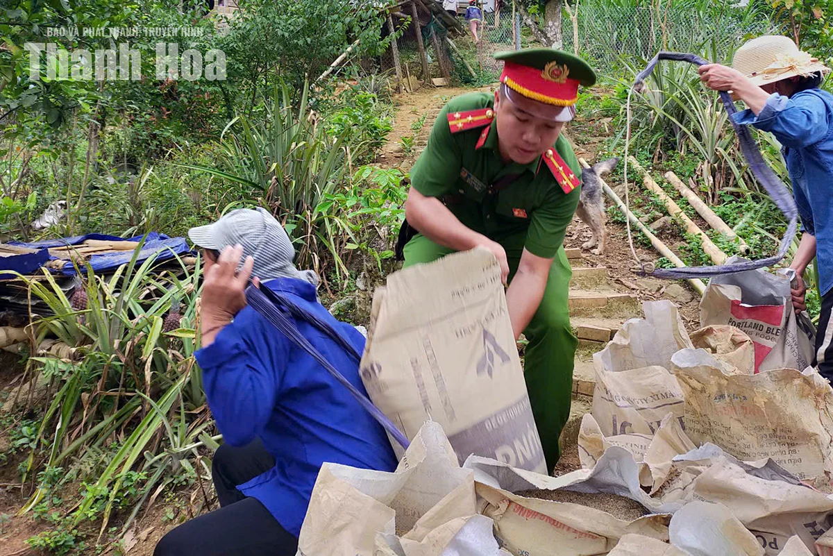 Phía sau “cổng trời” Mường Lát