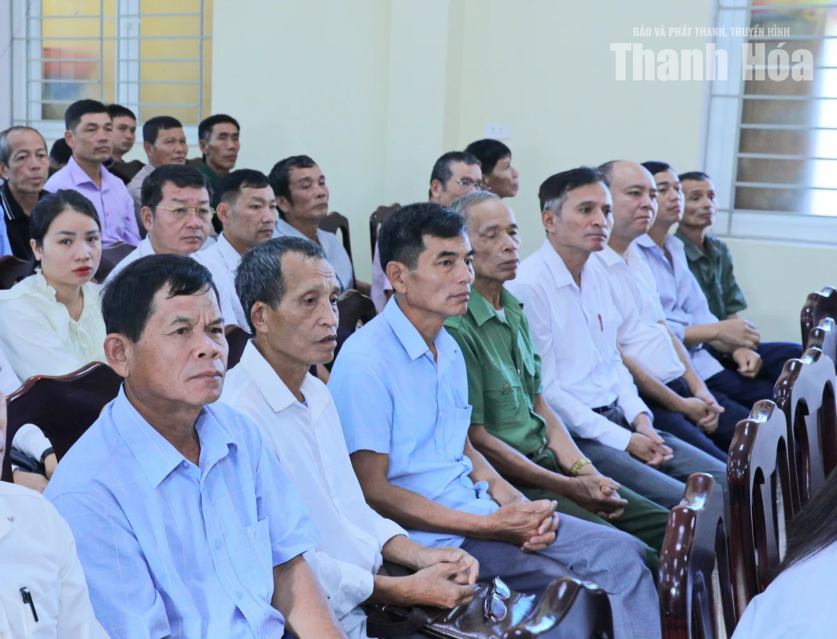 Bí thư Tỉnh ủy, Trưởng Đoàn ĐBQH tỉnh Lê Đức Thái tiếp xúc cử tri xã Bát Mọt và Yên Nhân