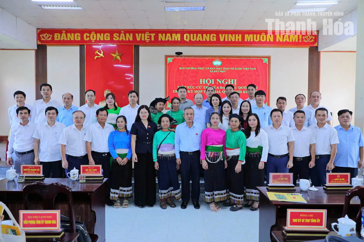Bí thư Tỉnh ủy, Trưởng Đoàn ĐBQH tỉnh Lê Đức Thái tiếp xúc cử tri xã Bát Mọt và Yên Nhân
