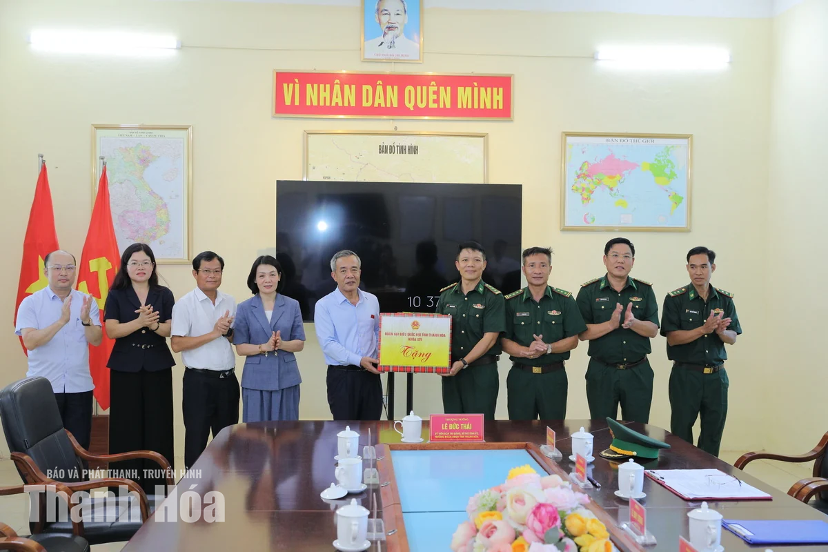 Bí thư Tỉnh ủy Lê Đức Thái kiểm tra cơ sở vật chất trường học, công tác bảo vệ an ninh biên giới tại Bát Mọt