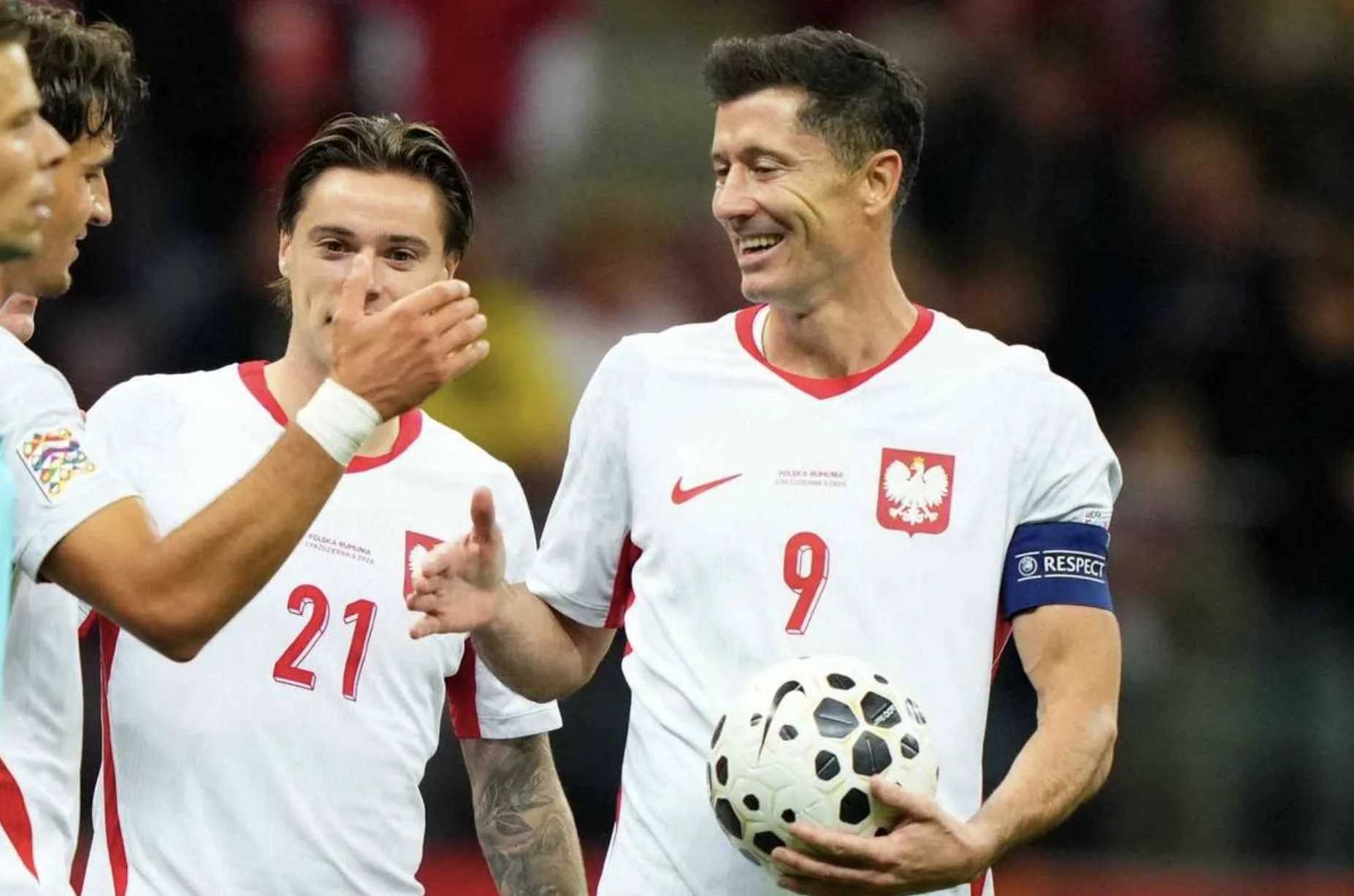 Malaysia tổn thất lực lượng nghiêm trọng trước trận gặp tuyển Việt Nam; Lewandowski phá kỷ lục của Ronaldo