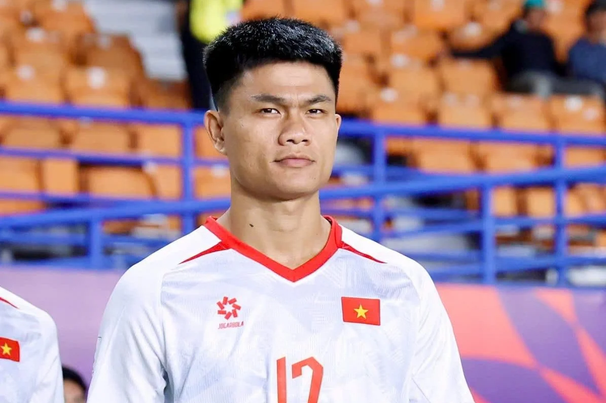 Cristiano Ronaldo bất ngờ rời đội tuyển Bồ Đào Nha; Tuyển thủ Việt Nam sớm chia tay FIFA ASEAN Cup 2026 vì lý do gia đình