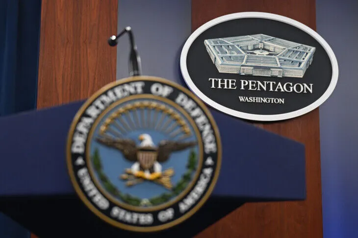 Lầu Năm Góc trao hợp đồng 20,7 tỷ USD cho Raytheon sản xuất tên lửa AMRAAM