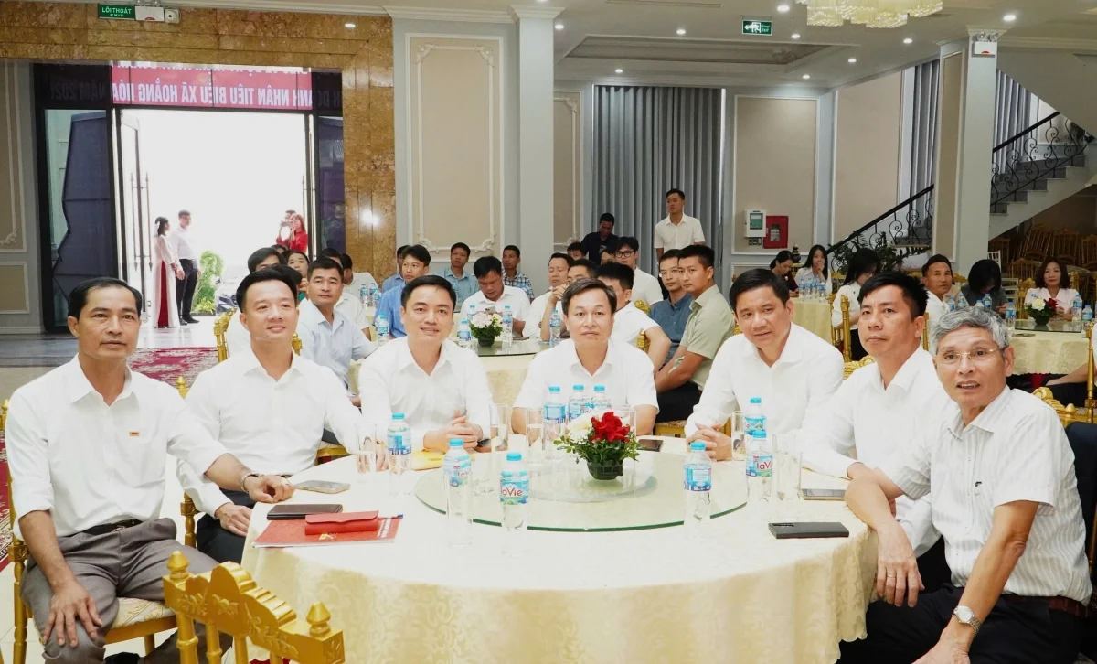 Xã Hoằng Hóa kỷ niệm ngày Doanh nhân Việt Nam