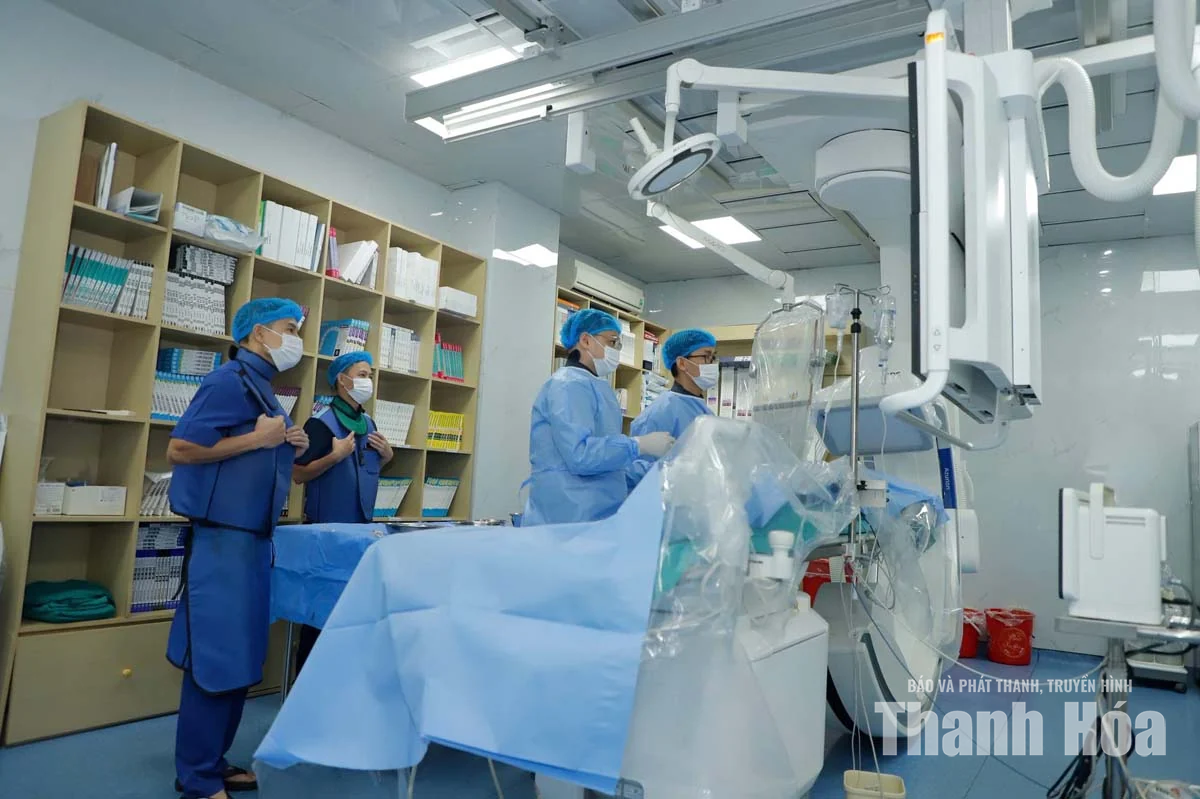 Vượt thách thức, vững nhịp phát triển