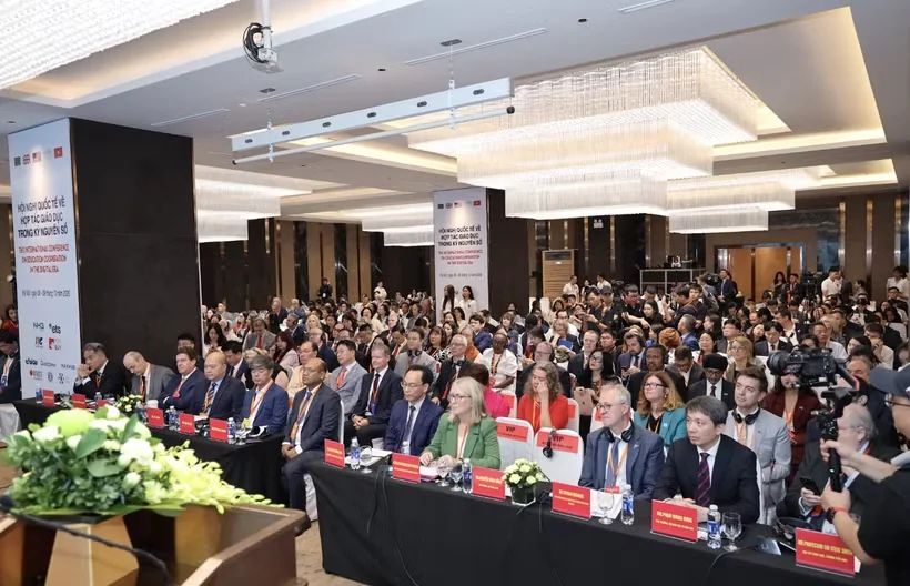 Bộ trưởng Bộ GD-ĐT: Hợp tác quốc tế là yêu cầu cấp bách trong đổi mới giáo dục