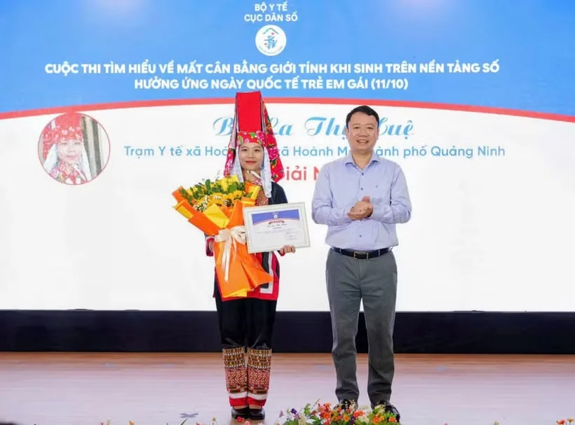 Bộ Y tế trao giải Cuộc thi Tìm hiểu về mất cân bằng giới tính khi sinh