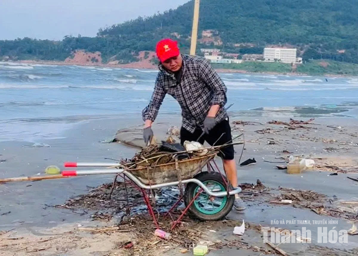 Người âm thầm&nbsp;giữ màu xanh cho biển