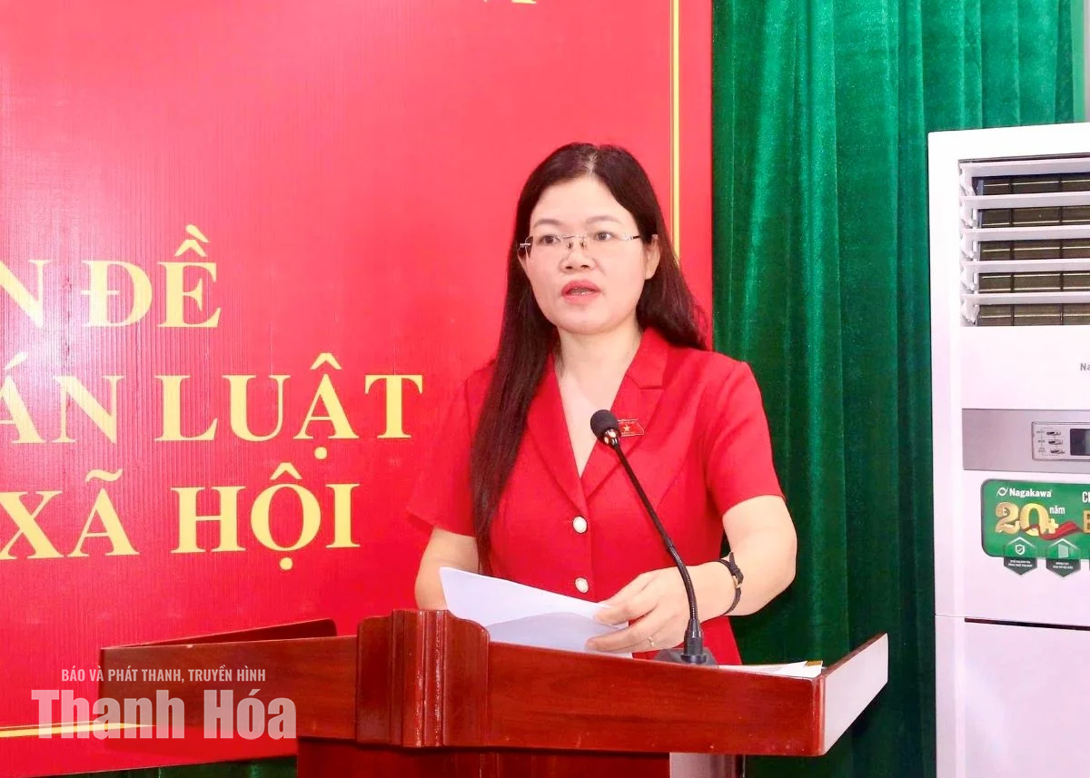 ĐBQH tiếp xúc cử tri chuyên đề góp ý vào dự thảo các dự án luật thuộc lĩnh vực văn hóa, xã hội