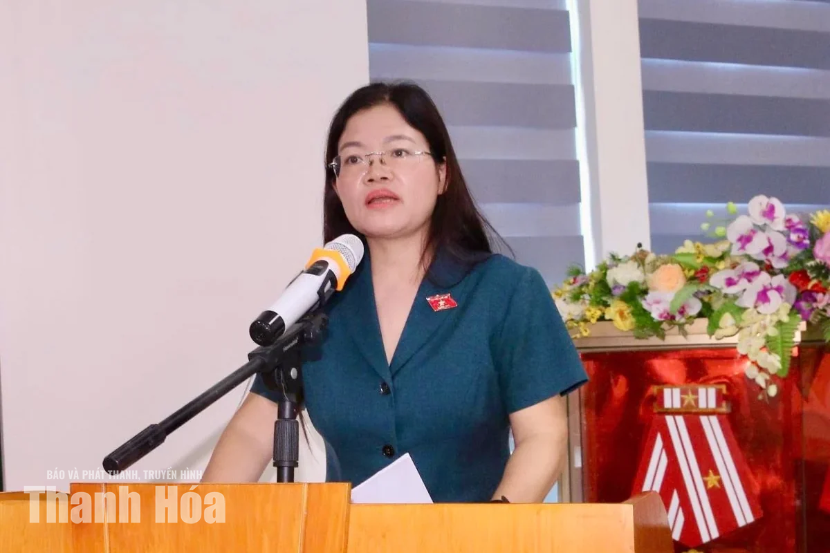 ĐBQH tiếp xúc cử tri góp ý các dự án luật thuộc lĩnh vực nội vụ