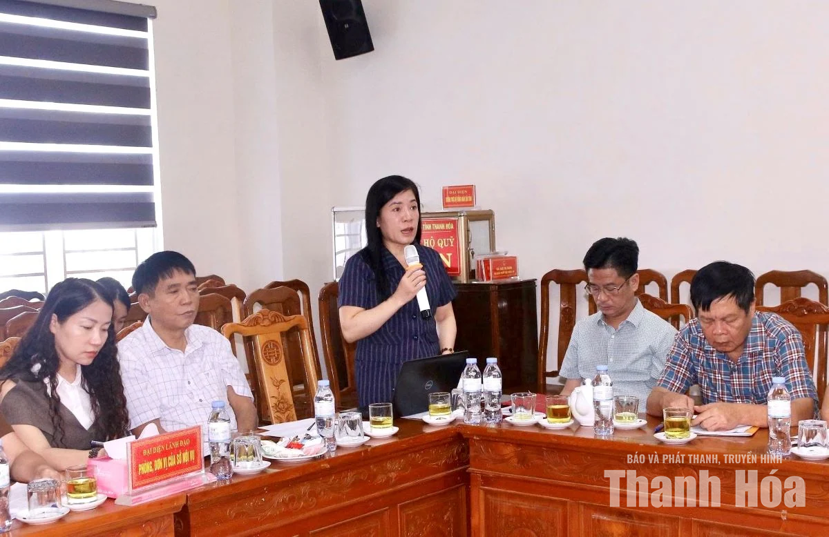 ĐBQH tiếp xúc cử tri góp ý các dự án luật thuộc lĩnh vực nội vụ